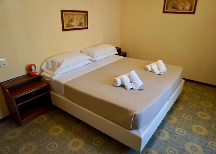 Hotel Diana